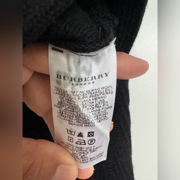 Burberry London 100% Extra Fine Marino Wool Sweater Size L - Picture 5 of 17